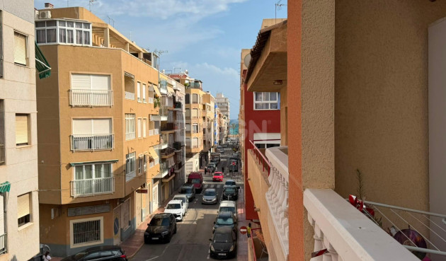 Reventa - Apartamento / piso - Torrevieja - Estacion De Autobuses