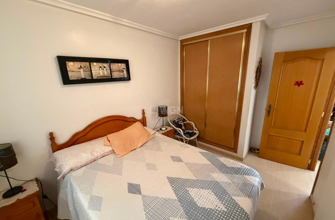 Reventa - Apartamento / piso - Torrevieja - Estacion De Autobuses