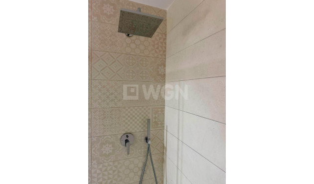 Odsprzedaż - Mieszkanie w bloku - Torrevieja - aguas nuevas