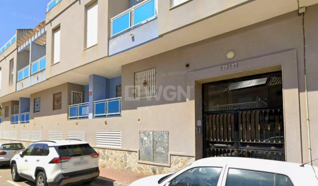 Odsprzedaż - Mieszkanie w bloku - Torrevieja - Playa del Cura