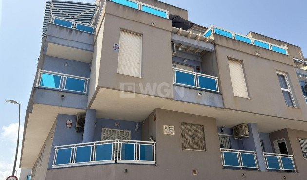 Odsprzedaż - Mieszkanie w bloku - Torrevieja - Playa del Cura