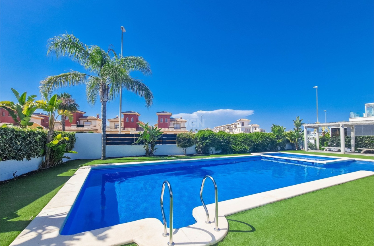 Odsprzedaż - Kamienica - Cabo Roig - Costa Blanca