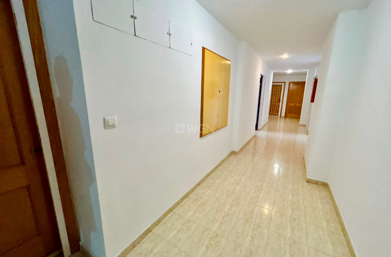 Odsprzedaż - Mieszkanie w bloku - La Mata - Costa Blanca