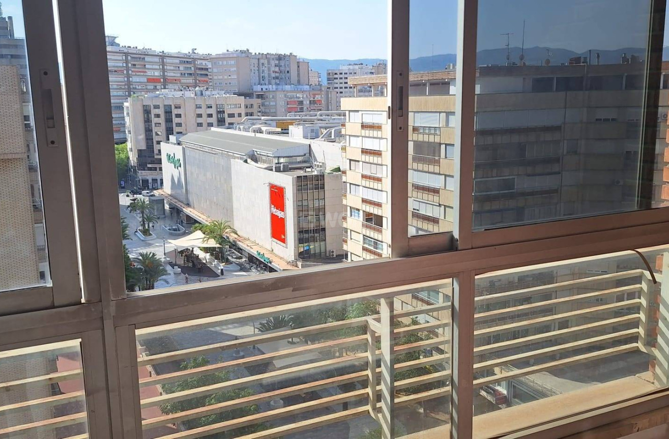 Odsprzedaż - Mieszkanie w bloku - Murcia - Centro