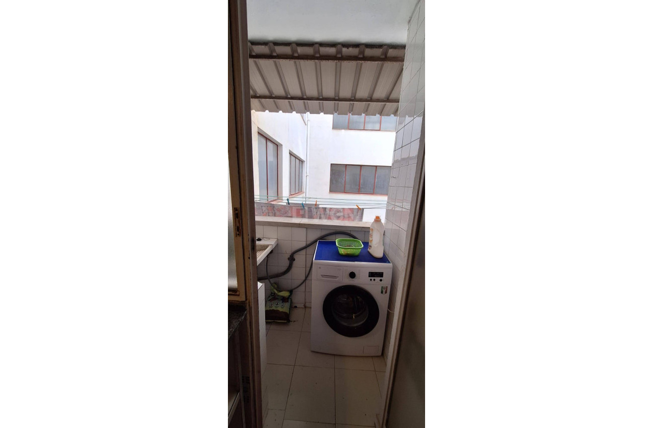 Odsprzedaż - Mieszkanie w bloku - Murcia - Centro