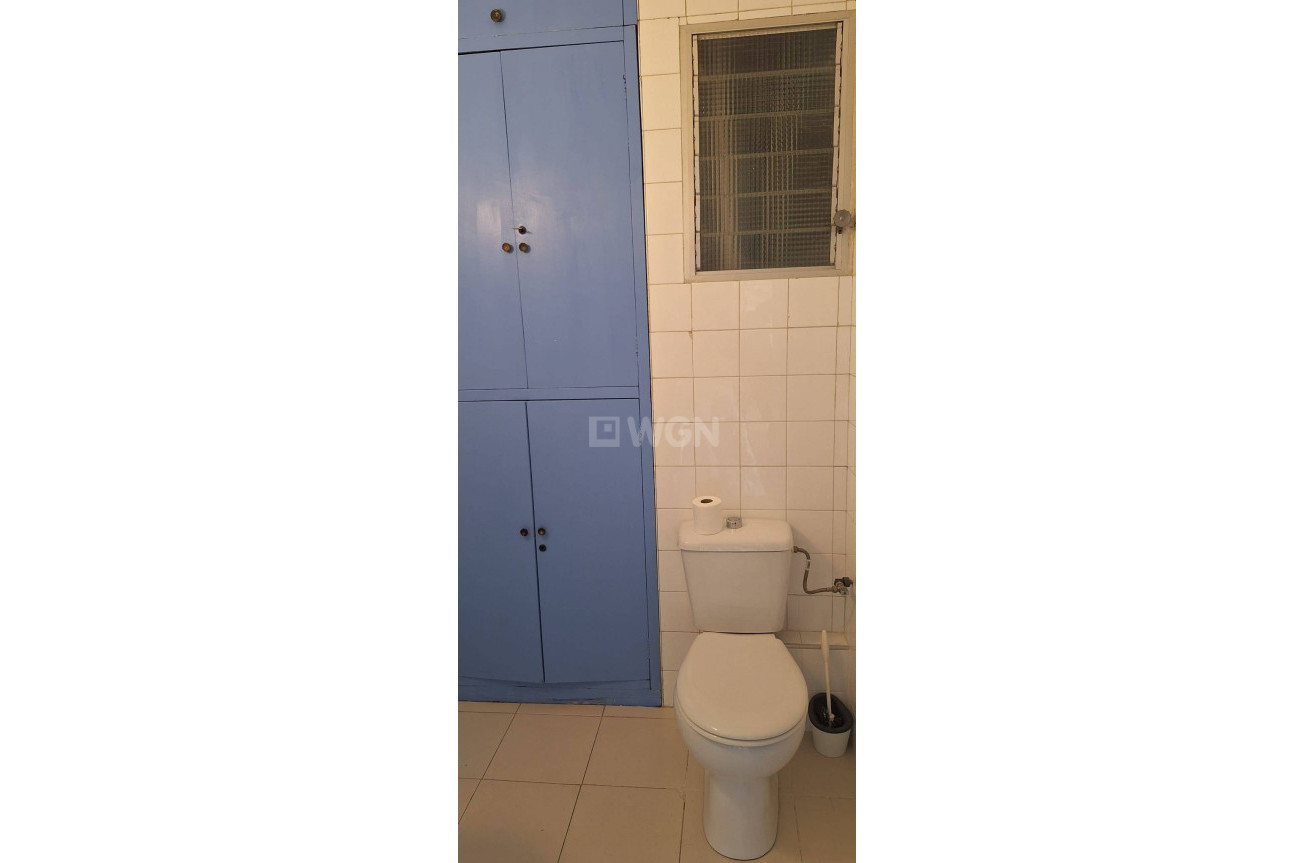 Odsprzedaż - Mieszkanie w bloku - Murcia - Centro