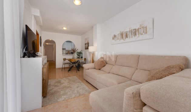 Odsprzedaż - Mieszkanie w bloku - Torrevieja - Centro