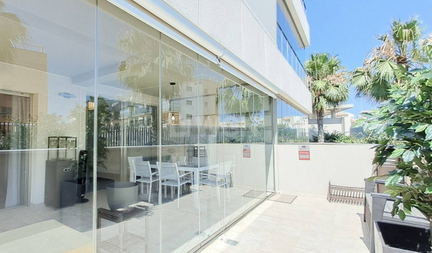 Odsprzedaż - Mieszkanie w bloku - Orihuela Costa - Los Dolses
