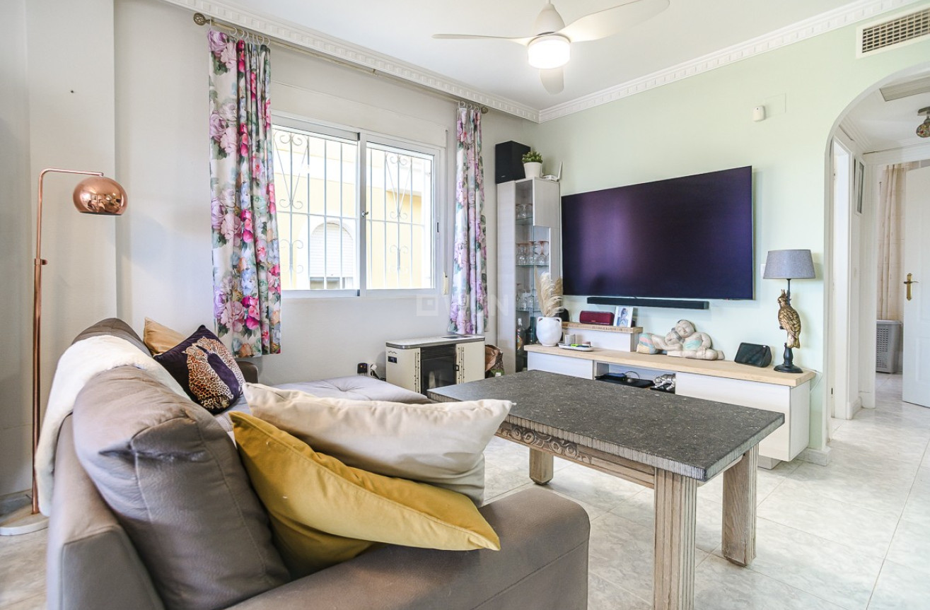 Odsprzedaż - Villa - San Fulgencio - Costa Blanca