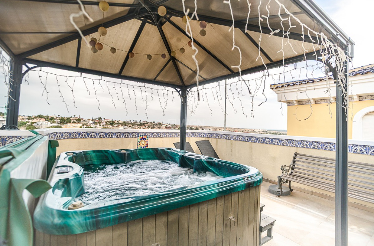 Odsprzedaż - Villa - San Fulgencio - Costa Blanca