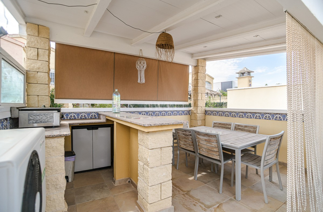 Odsprzedaż - Villa - San Fulgencio - Costa Blanca