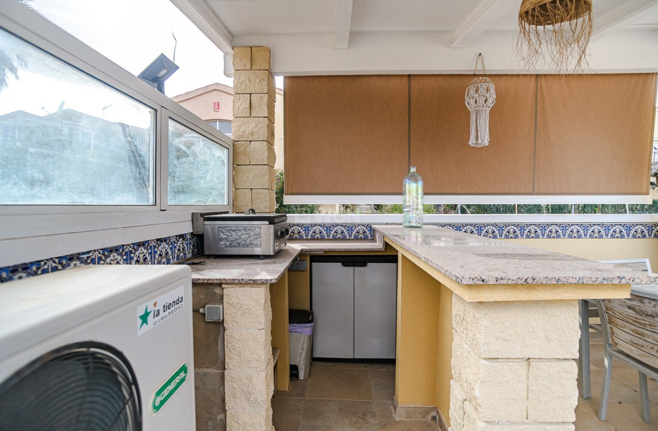 Odsprzedaż - Villa - San Fulgencio - Costa Blanca