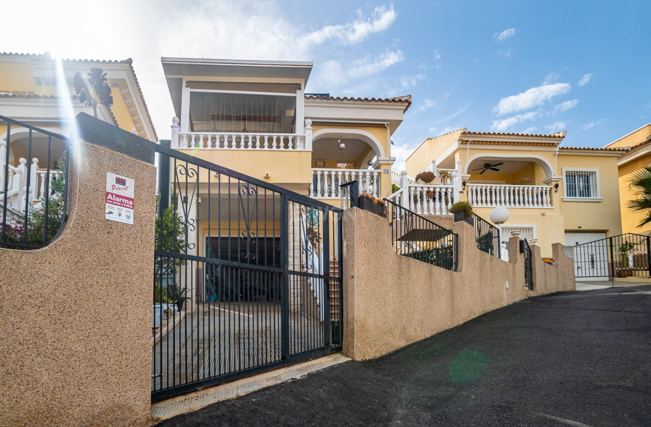 Odsprzedaż - Villa - San Fulgencio - Costa Blanca