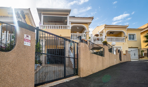 Odsprzedaż - Villa - San Fulgencio - Costa Blanca