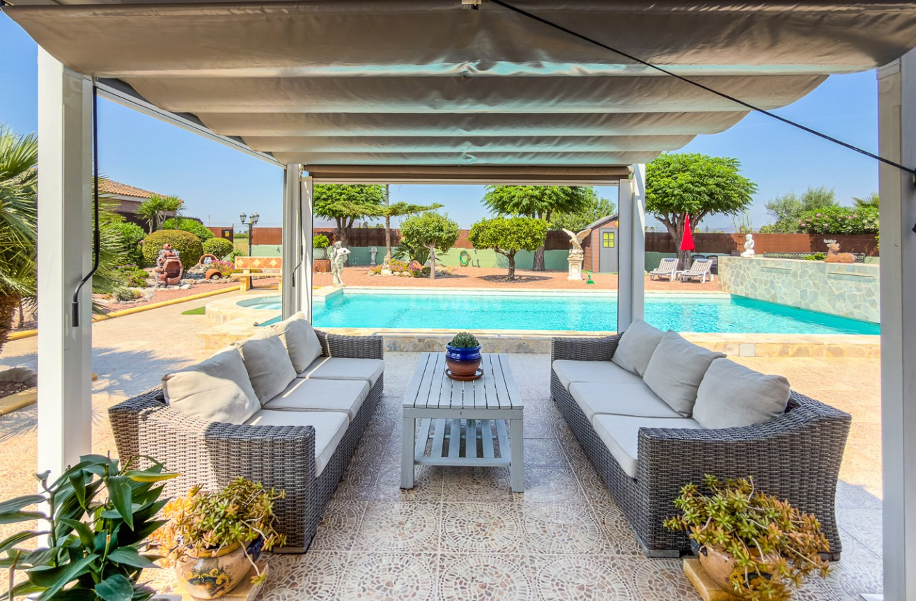 Odsprzedaż - Villa - Catral - Costa Blanca