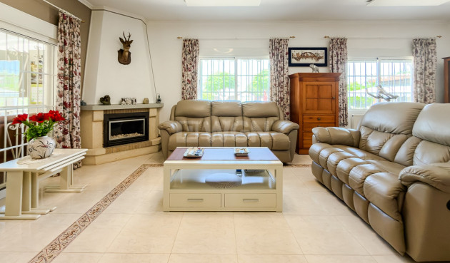 Odsprzedaż - Villa - Catral - Costa Blanca
