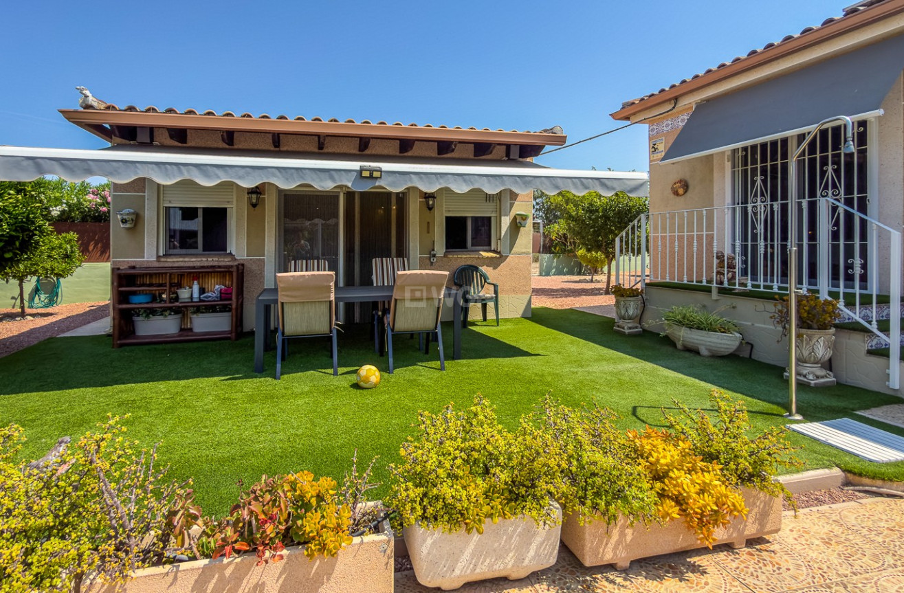 Odsprzedaż - Villa - Catral - Costa Blanca