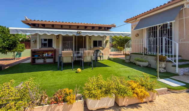 Odsprzedaż - Villa - Catral - Costa Blanca