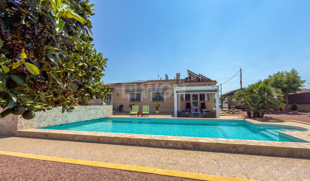 Odsprzedaż - Villa - Catral - Costa Blanca