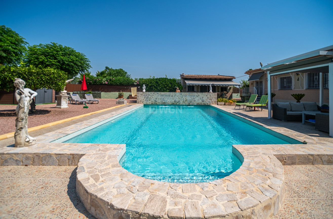 Odsprzedaż - Villa - Catral - Costa Blanca