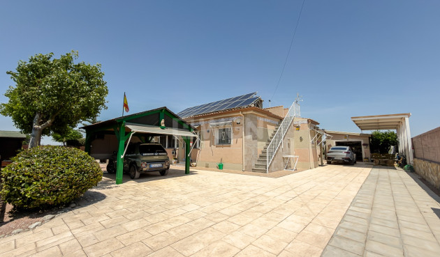 Odsprzedaż - Villa - Catral - Costa Blanca