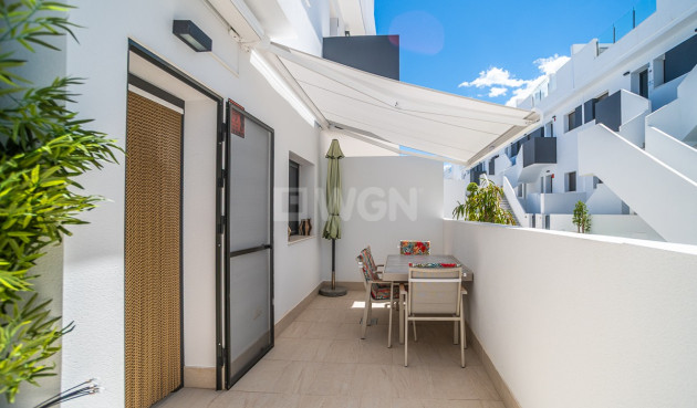 Odsprzedaż - Mieszkanie w bloku - Torrevieja - Costa Blanca