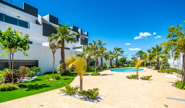 Odsprzedaż - Mieszkanie w bloku - Torrevieja - Costa Blanca