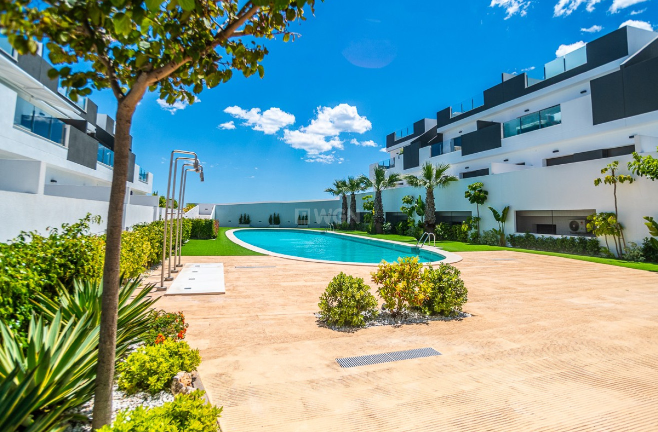 Odsprzedaż - Mieszkanie w bloku - Torrevieja - Costa Blanca