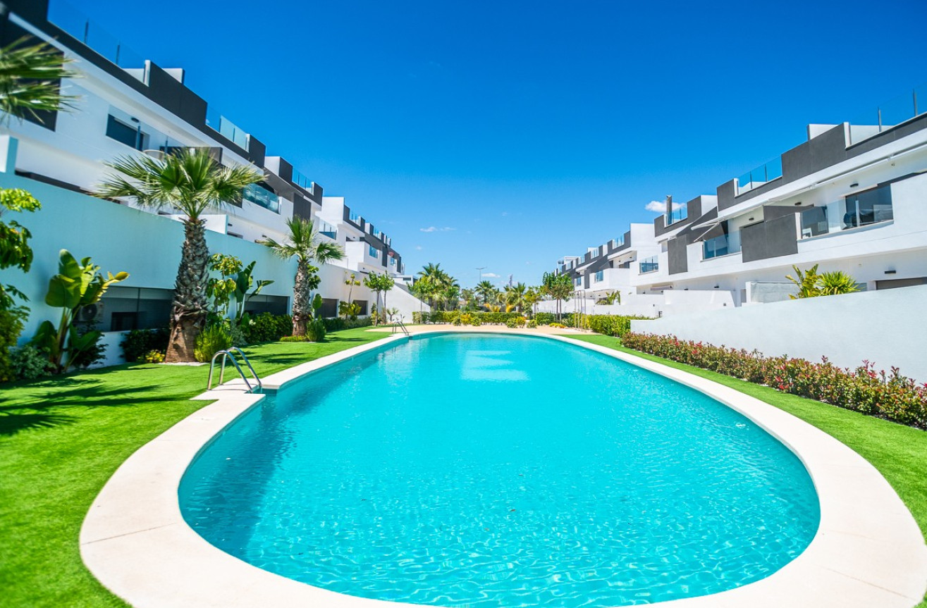 Odsprzedaż - Mieszkanie w bloku - Torrevieja - Costa Blanca