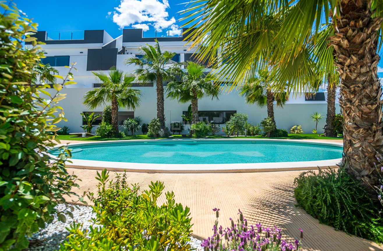Odsprzedaż - Mieszkanie w bloku - Torrevieja - Costa Blanca