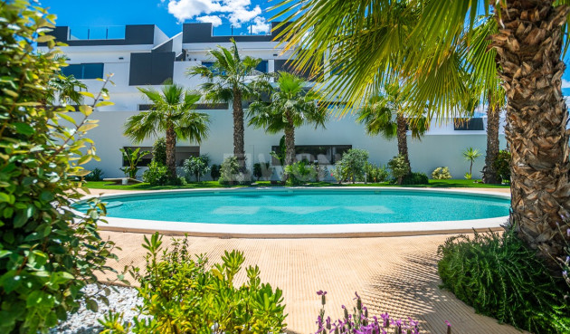 Odsprzedaż - Mieszkanie w bloku - Torrevieja - Costa Blanca