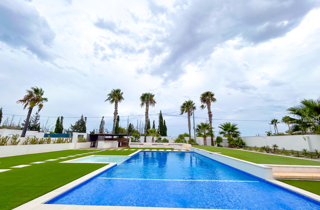Odsprzedaż - Villa - Los Montesinos - Costa Blanca