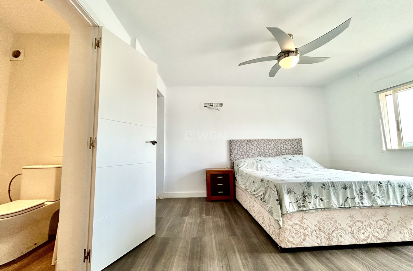 Odsprzedaż - Villa - Los Montesinos - Costa Blanca