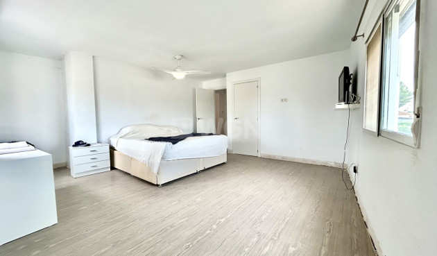 Odsprzedaż - Villa - Los Montesinos - Costa Blanca