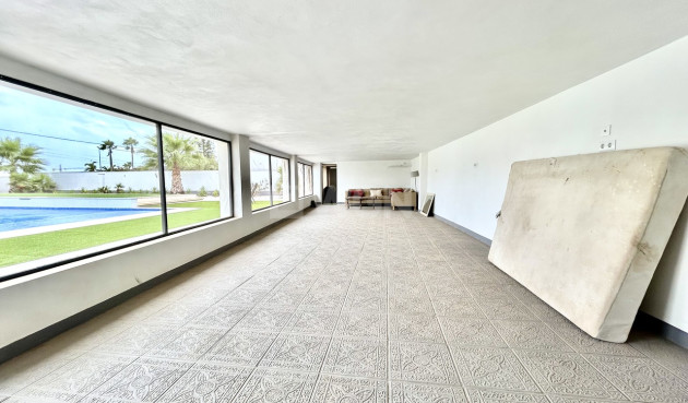 Odsprzedaż - Villa - Los Montesinos - Costa Blanca
