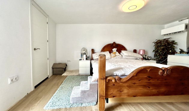 Odsprzedaż - Villa - Los Montesinos - Costa Blanca