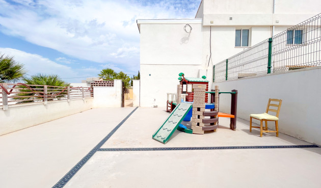 Odsprzedaż - Villa - Los Montesinos - Costa Blanca
