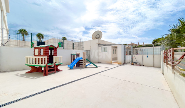 Odsprzedaż - Villa - Los Montesinos - Costa Blanca