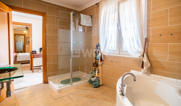 Odsprzedaż - Villa - Torrevieja - Costa Blanca