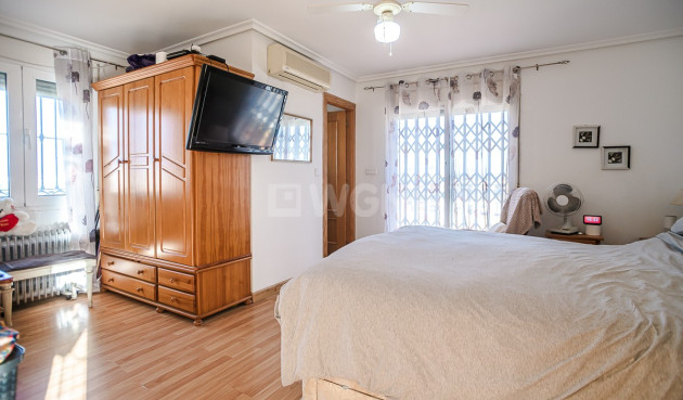 Odsprzedaż - Villa - Torrevieja - Costa Blanca