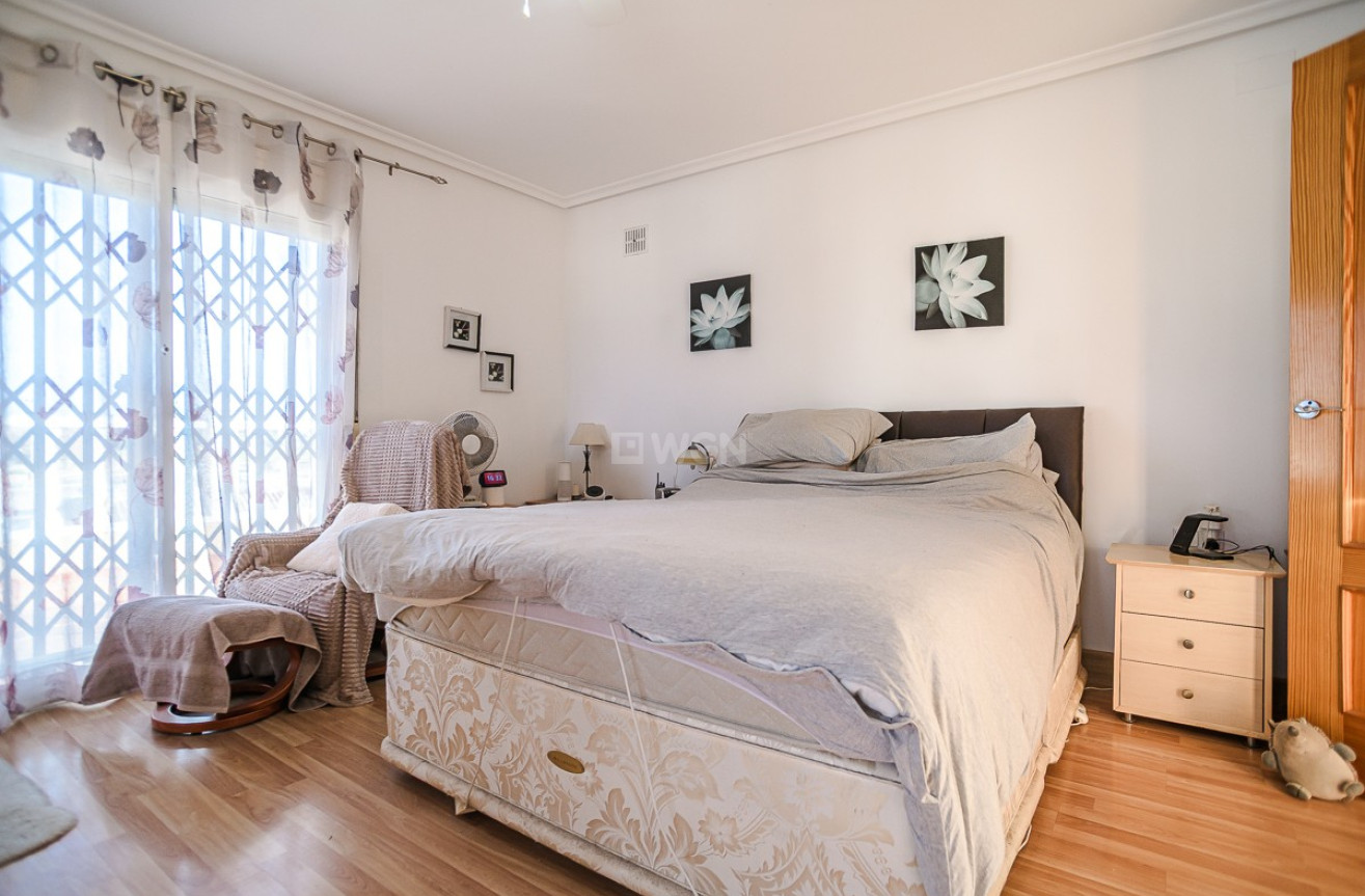 Odsprzedaż - Villa - Torrevieja - Costa Blanca
