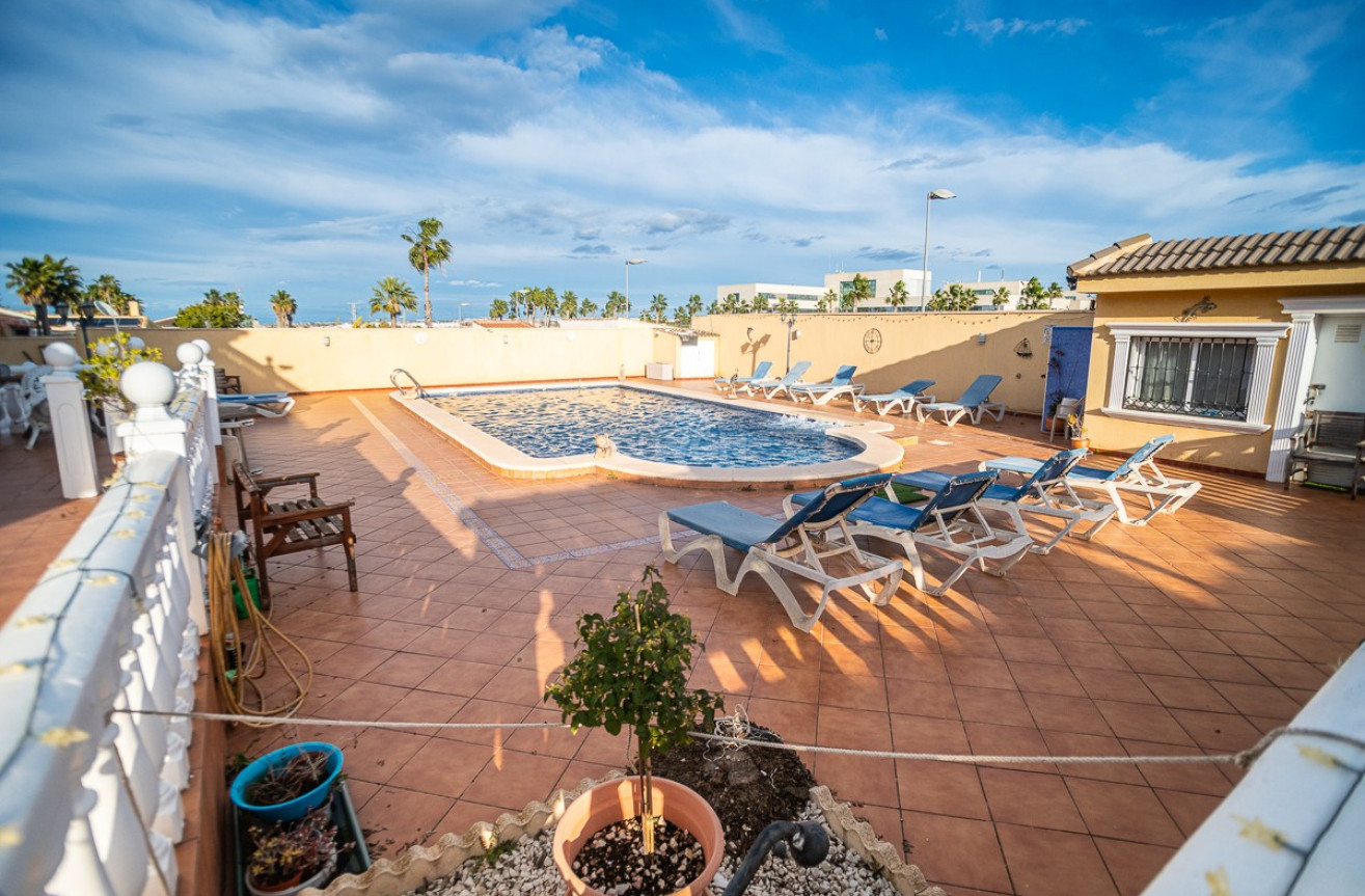Odsprzedaż - Villa - Torrevieja - Costa Blanca