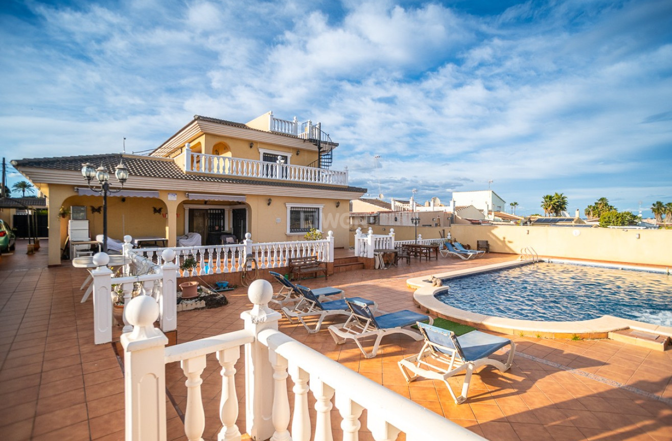 Odsprzedaż - Villa - Torrevieja - Costa Blanca
