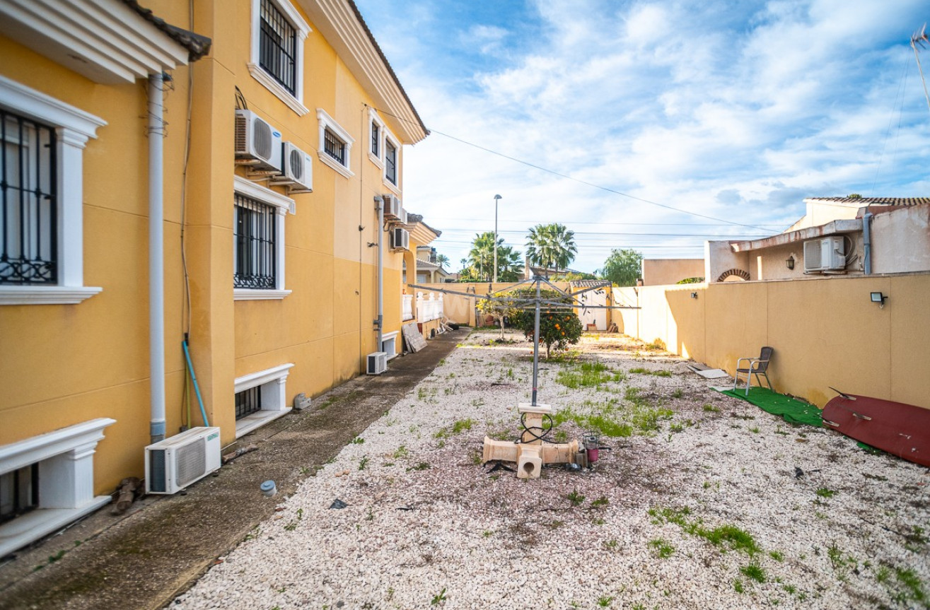 Odsprzedaż - Villa - Torrevieja - Costa Blanca