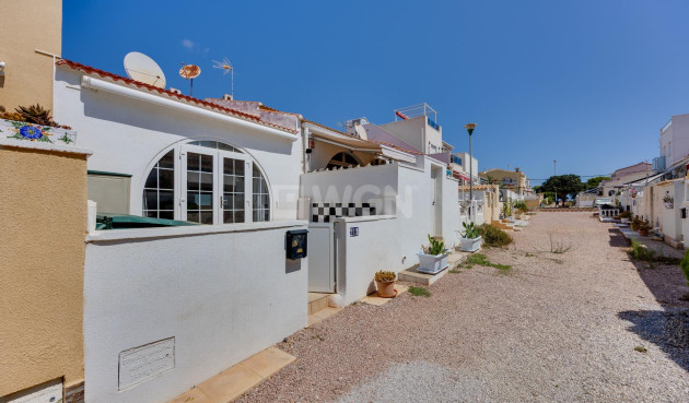 Odsprzedaż - Kamienica - Torrevieja - La Siesta - El Salado - Torreta