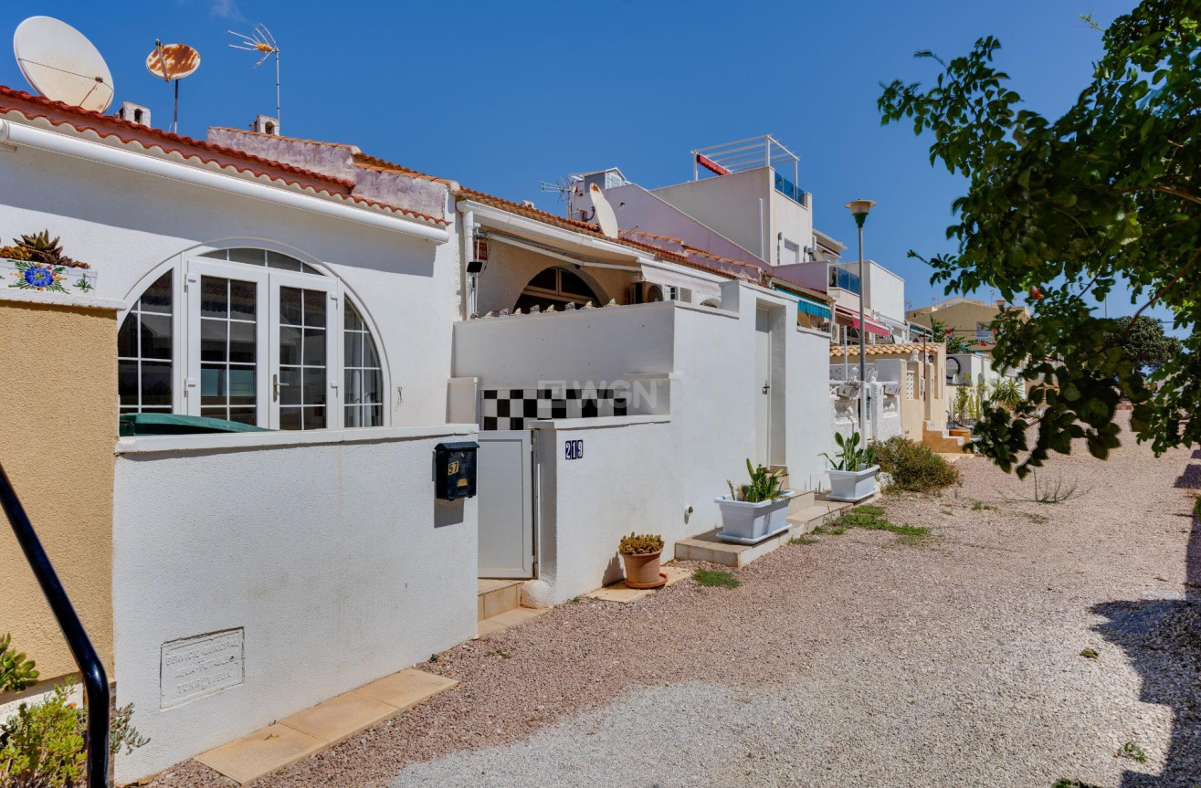 Odsprzedaż - Kamienica - Torrevieja - La Siesta - El Salado - Torreta