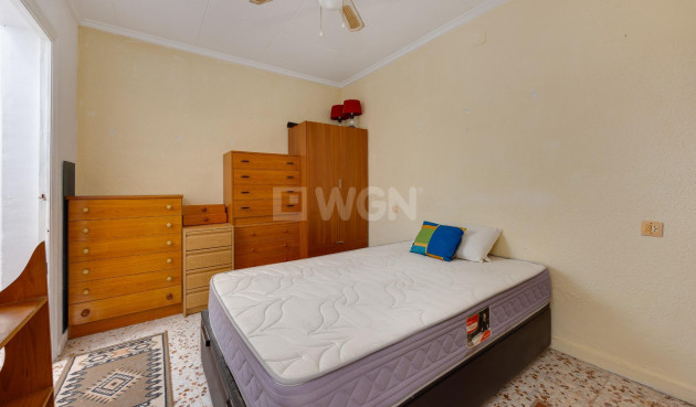 Odsprzedaż - Kamienica - Torrevieja - La Siesta - El Salado - Torreta