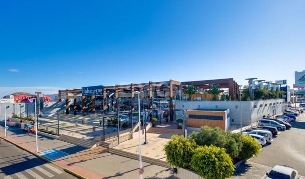 Odsprzedaż - Kamienica - Torrevieja - La Siesta - El Salado - Torreta