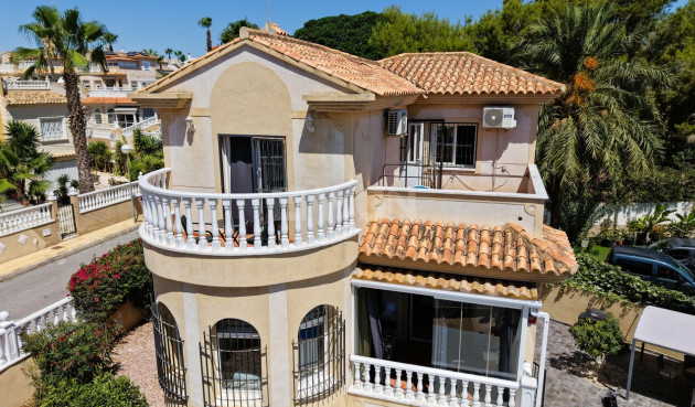 Odsprzedaż - Villa - Orihuela Costa - Costa Blanca