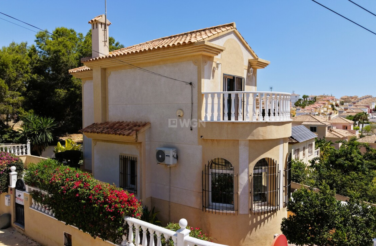 Odsprzedaż - Villa - Orihuela Costa - Costa Blanca